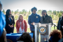 bomd-wwgc-2019-mayor-signing-shell-9546